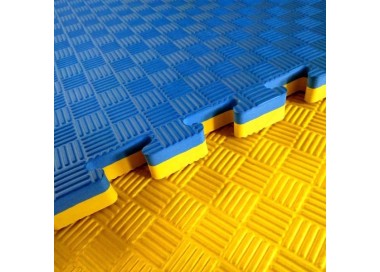 TATAMI AD INCASTRO 100x100x2,5 cm. RILEVO 5 LINEE DENSITA' 100